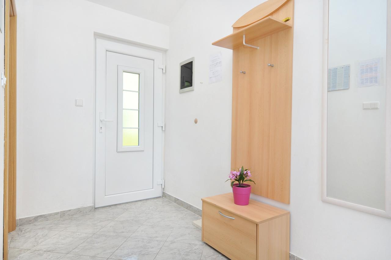 Apartments Marija Pisak Exterior photo