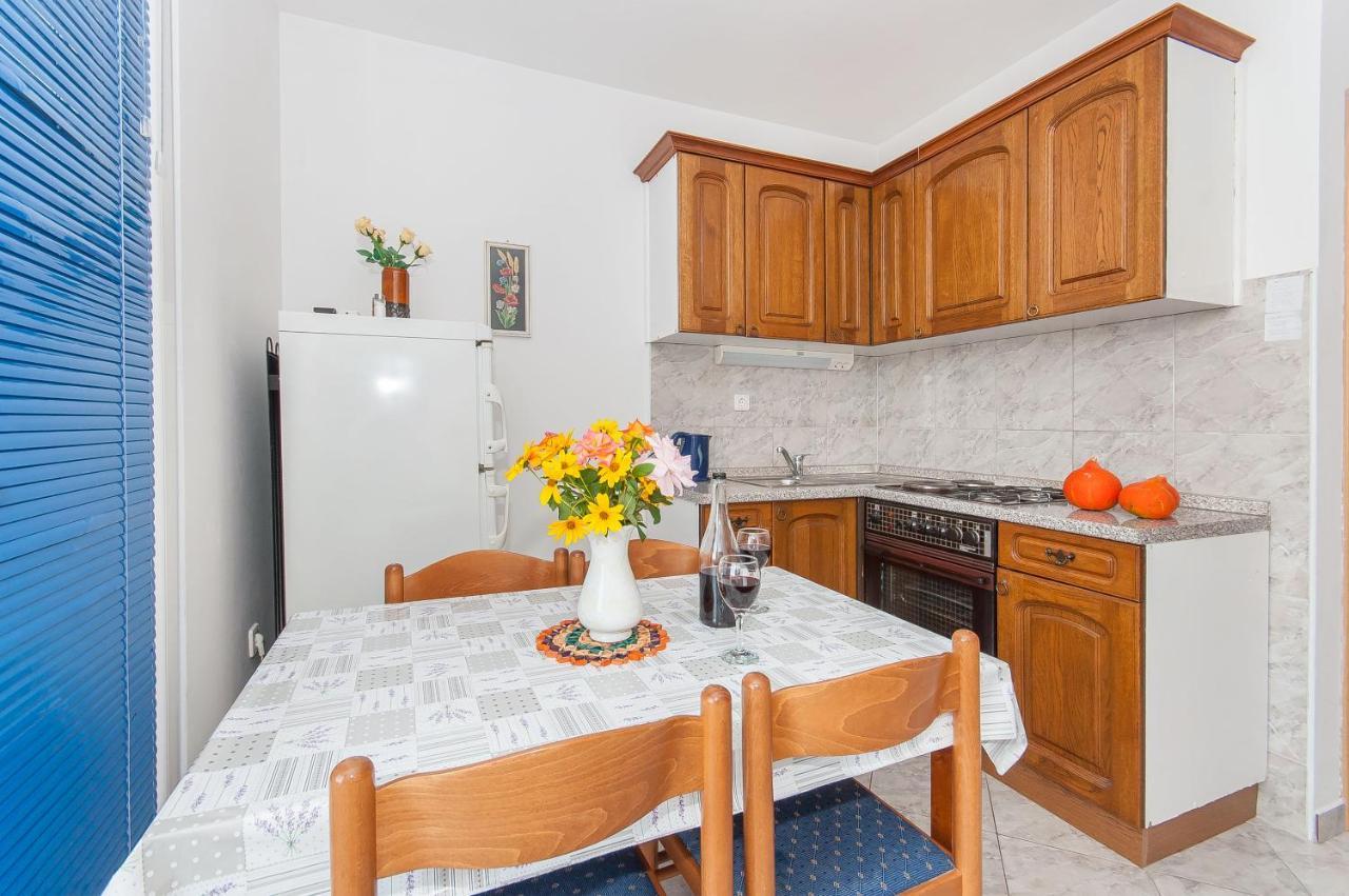 Apartments Marija Pisak Exterior photo