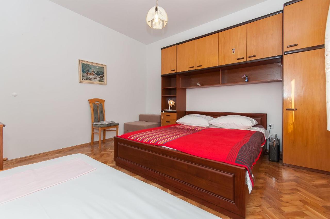 Apartments Marija Pisak Exterior photo