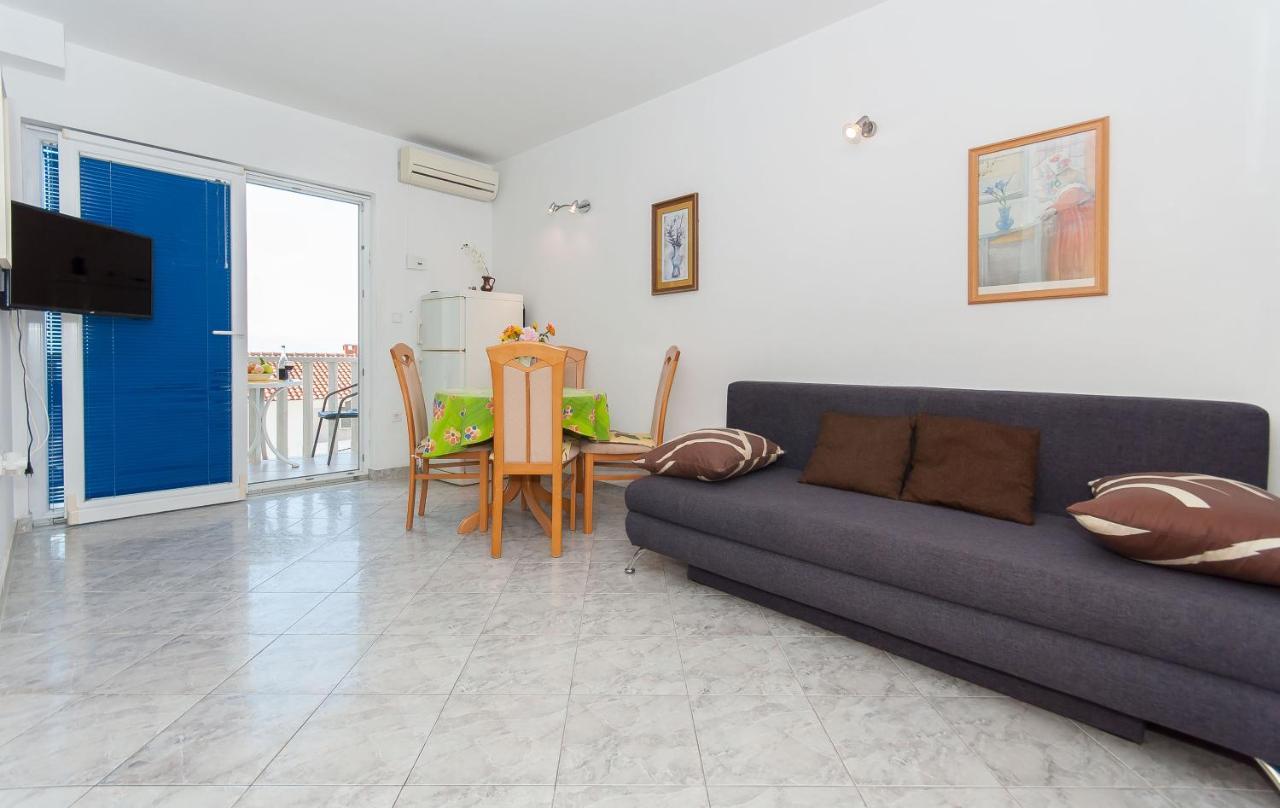 Apartments Marija Pisak Exterior photo