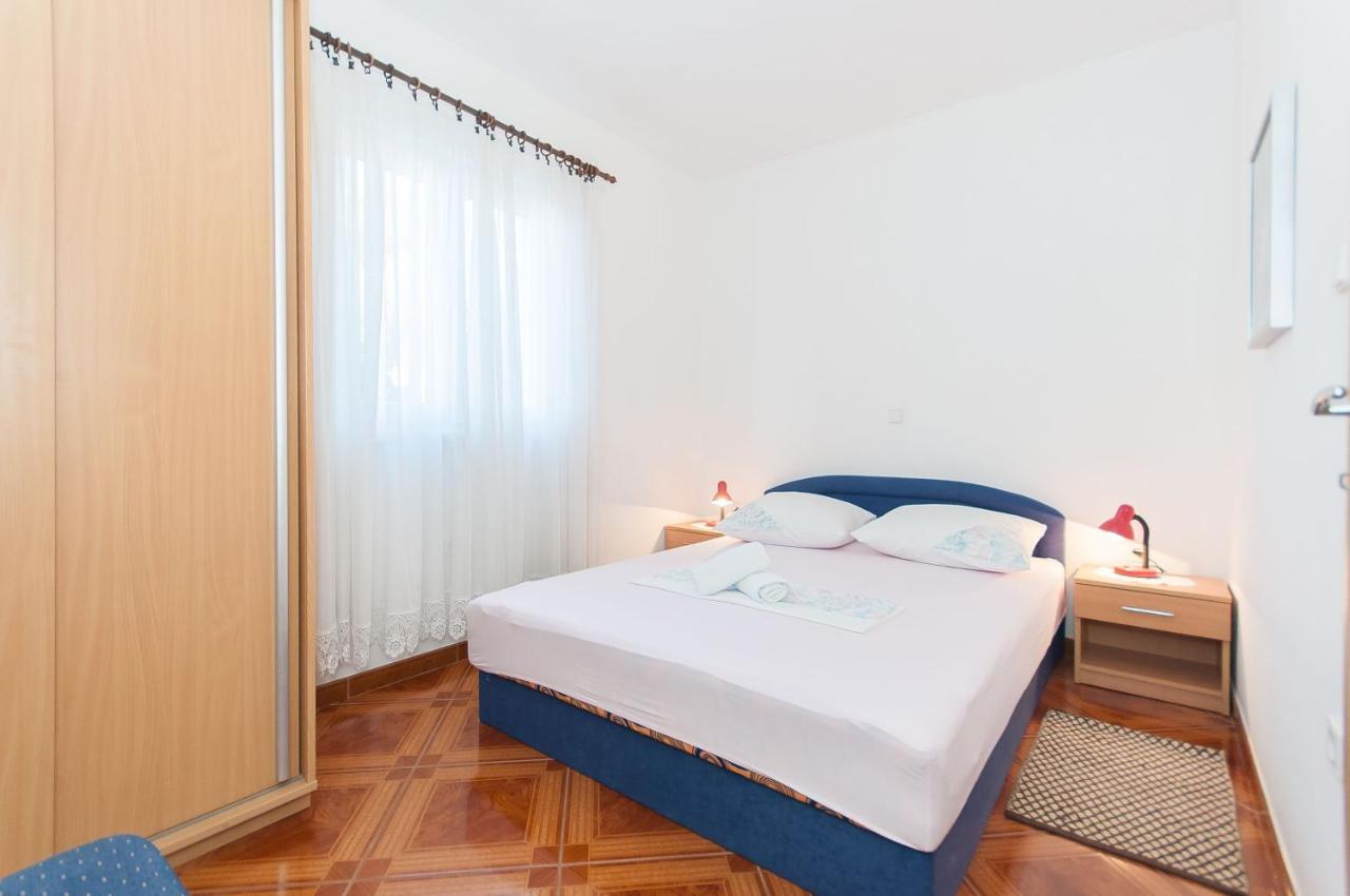 Apartments Marija Pisak Exterior photo